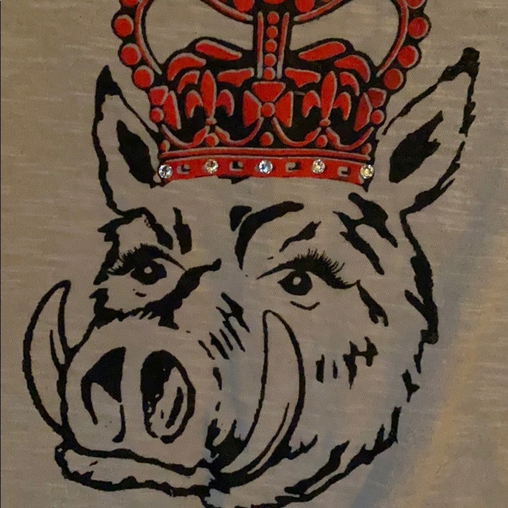 Arkansas Razorbacks Queen tee - Picture 2 of 3